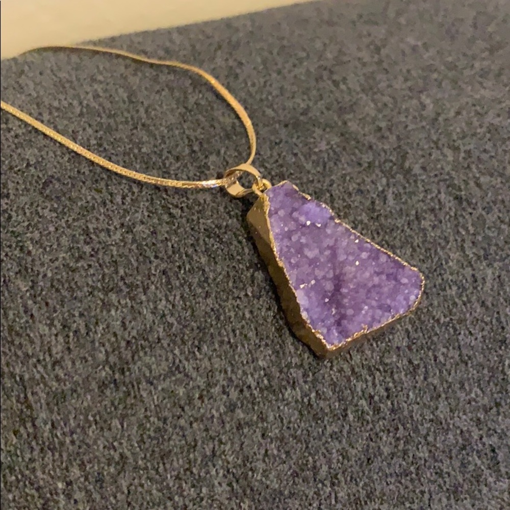 Brand new crystal necklace with dust bag